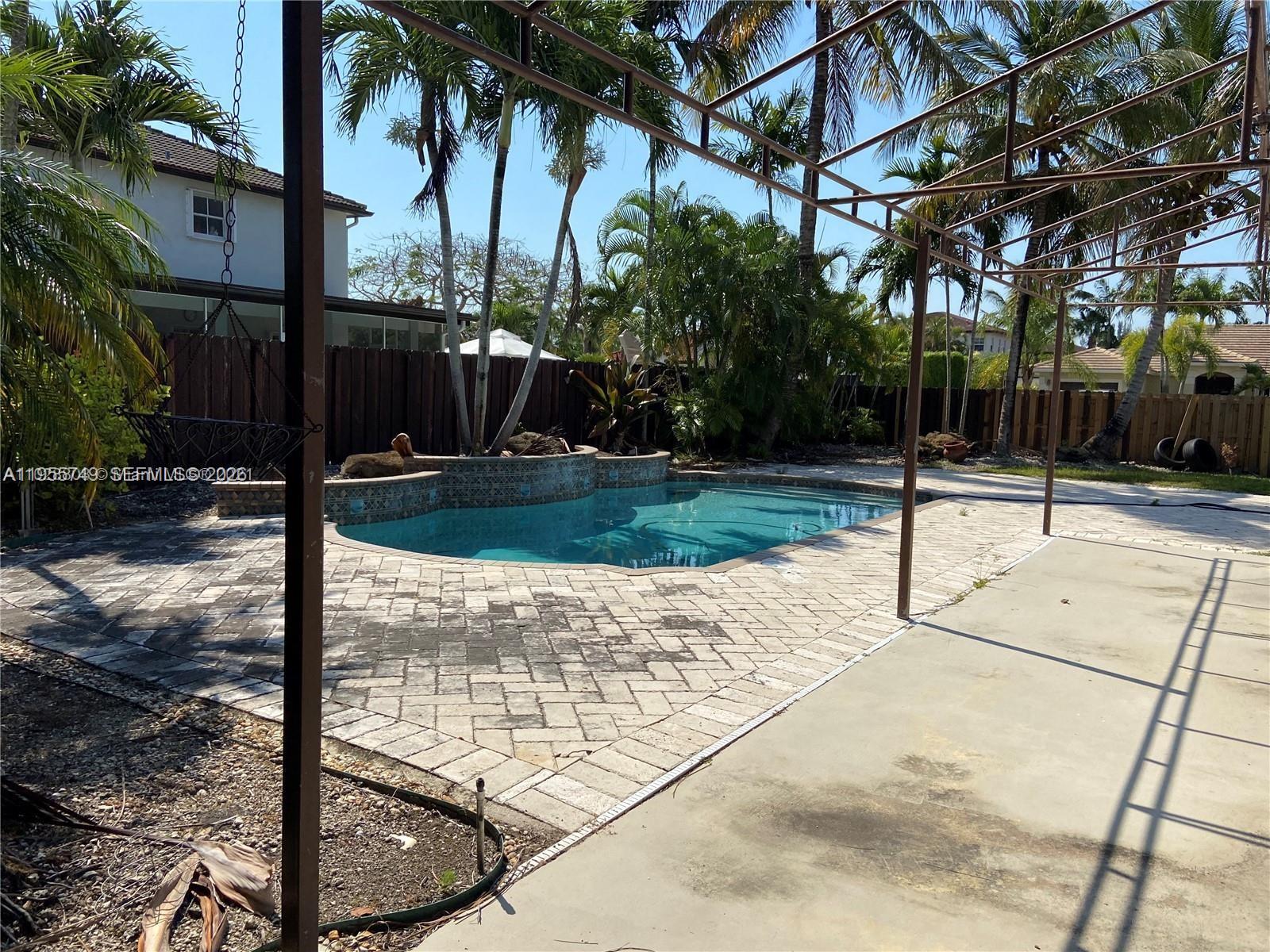 QUIRCH SUB - Residential