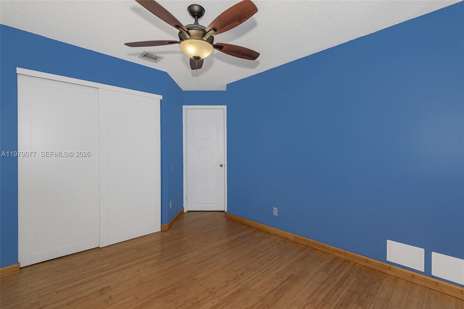 REGENCY - Residential