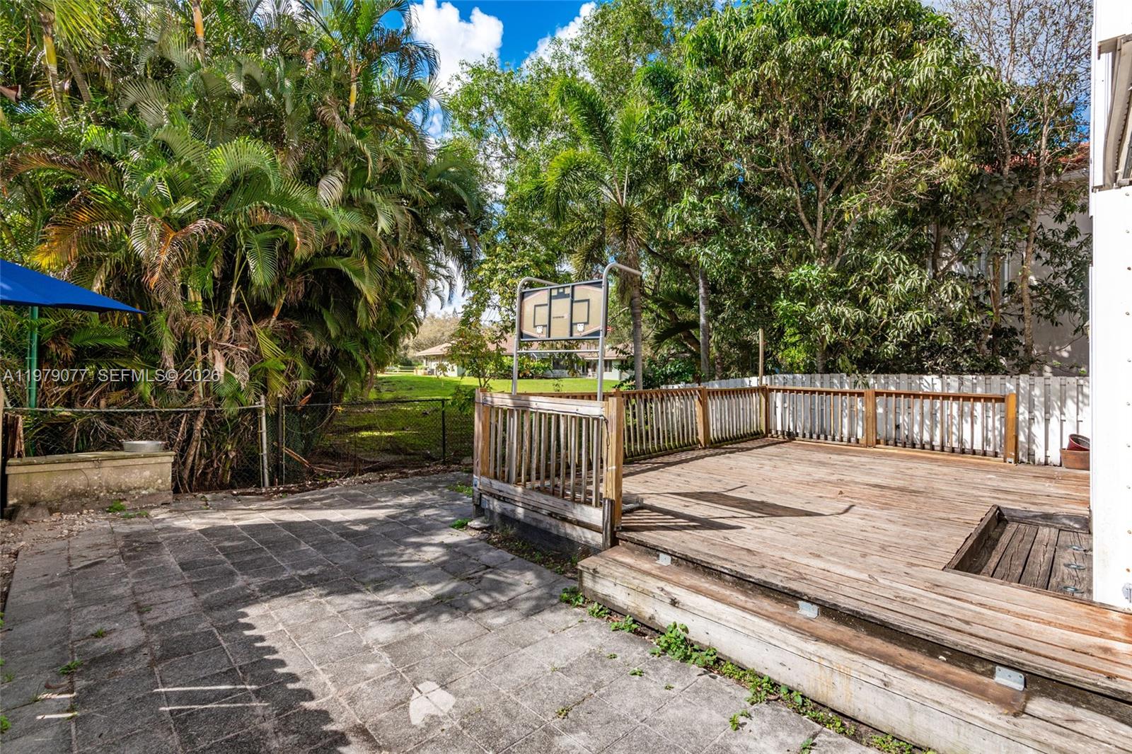 REGENCY - Residential