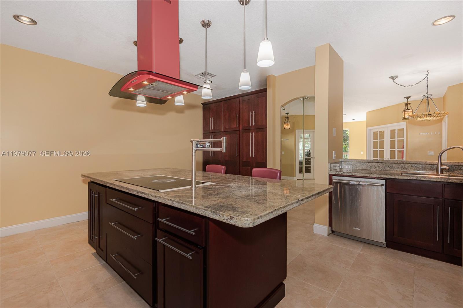 REGENCY - Residential