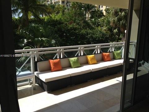 GRAND BAY TOWER CONDO - Residential Lease