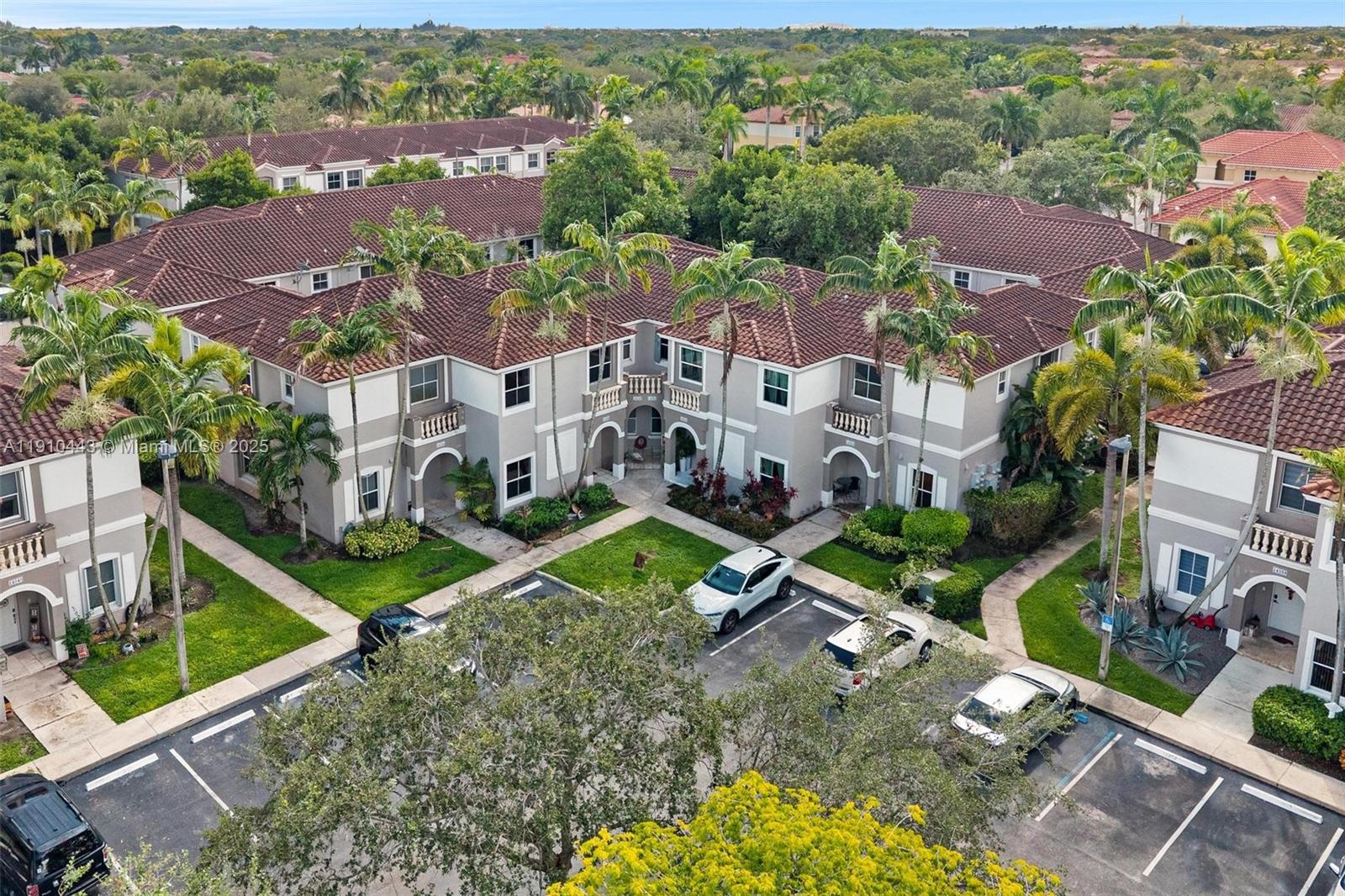 LAS TERRAZAS AT VIZCAYA C - Residential