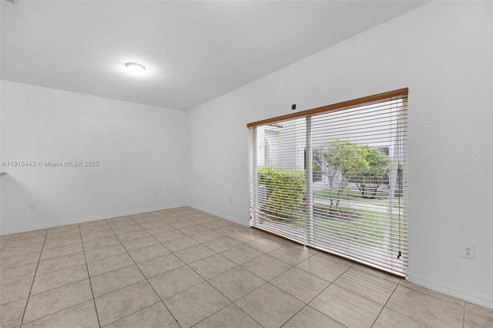 LAS TERRAZAS AT VIZCAYA C - Residential