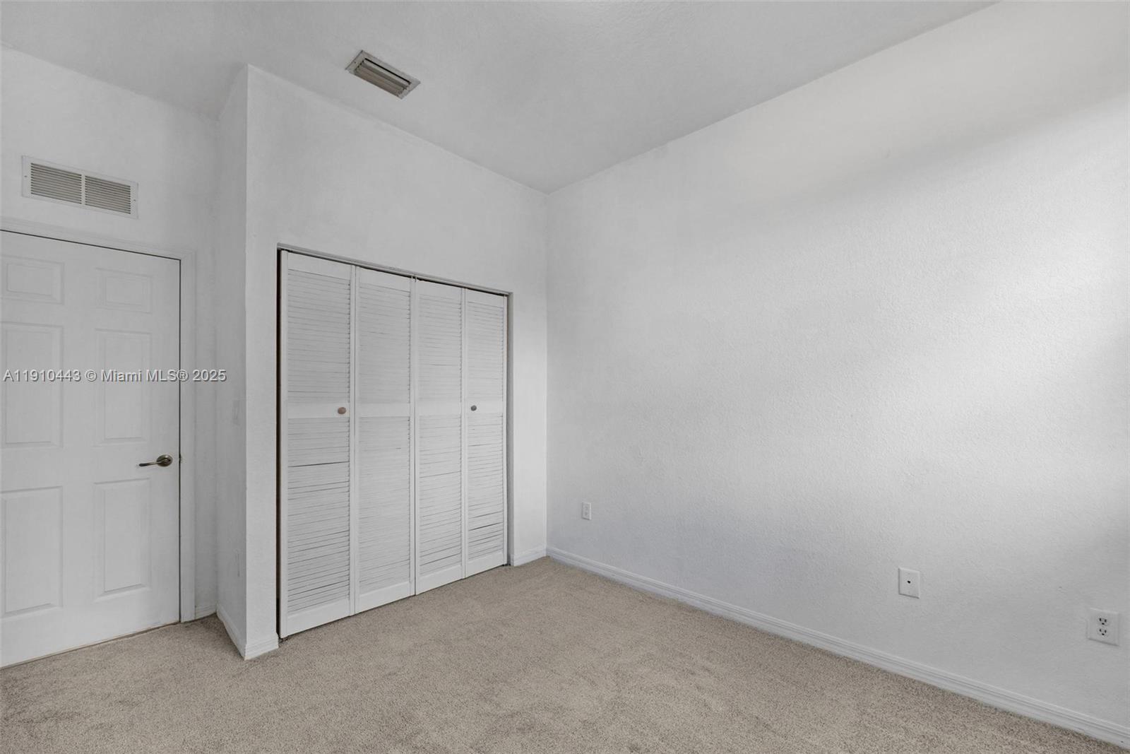 LAS TERRAZAS AT VIZCAYA C - Residential