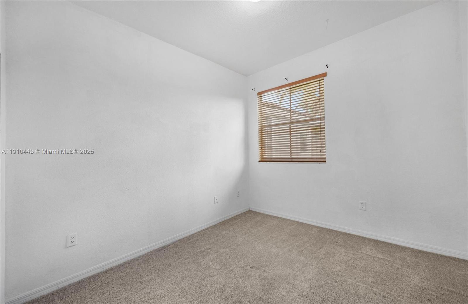 LAS TERRAZAS AT VIZCAYA C - Residential