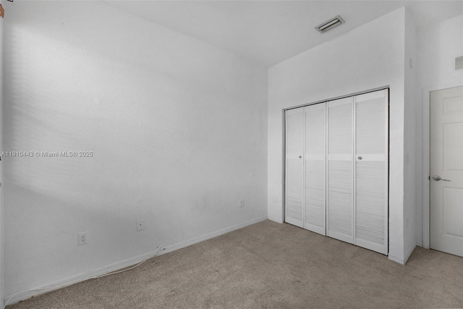 LAS TERRAZAS AT VIZCAYA C - Residential