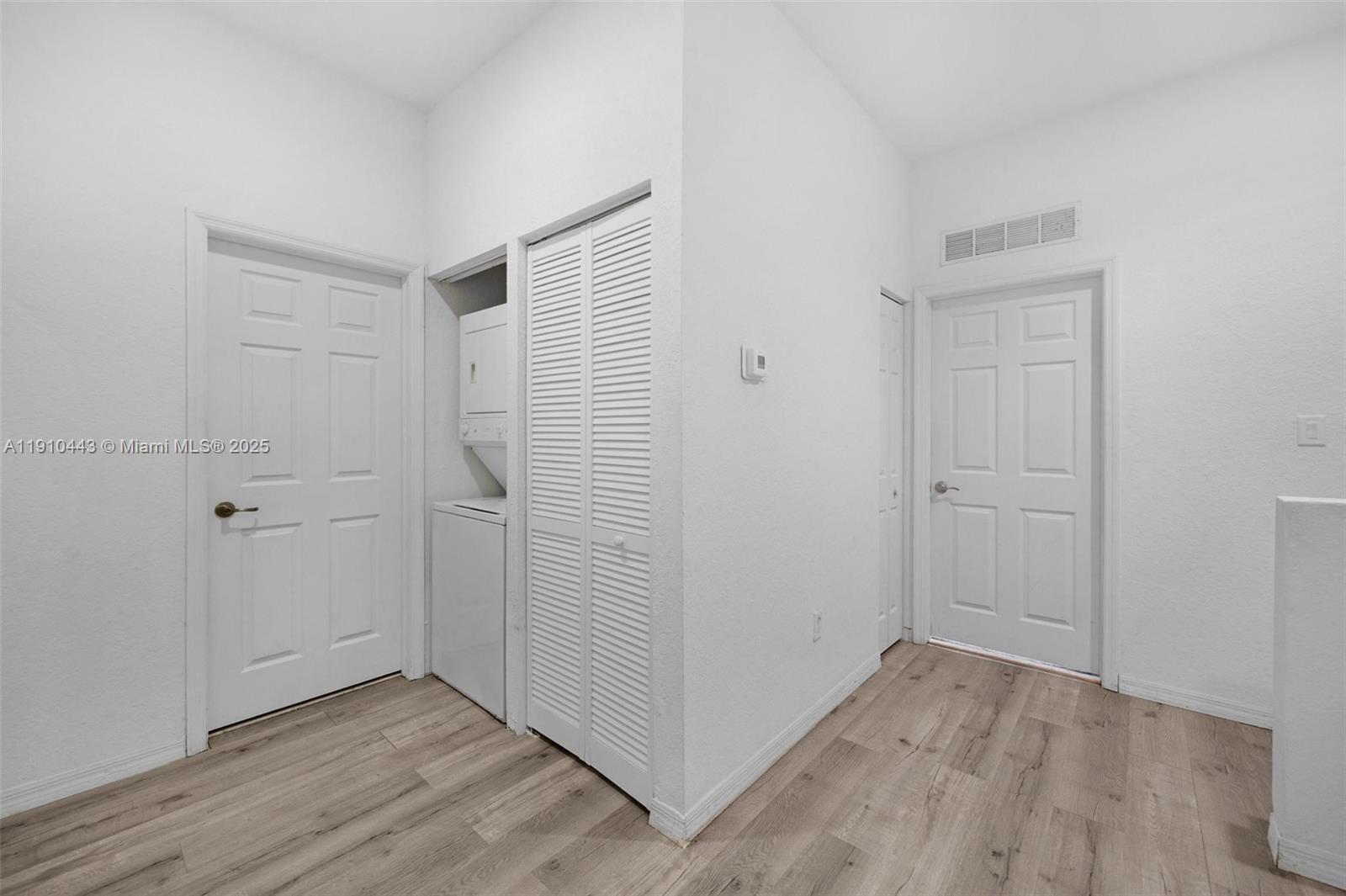 LAS TERRAZAS AT VIZCAYA C - Residential