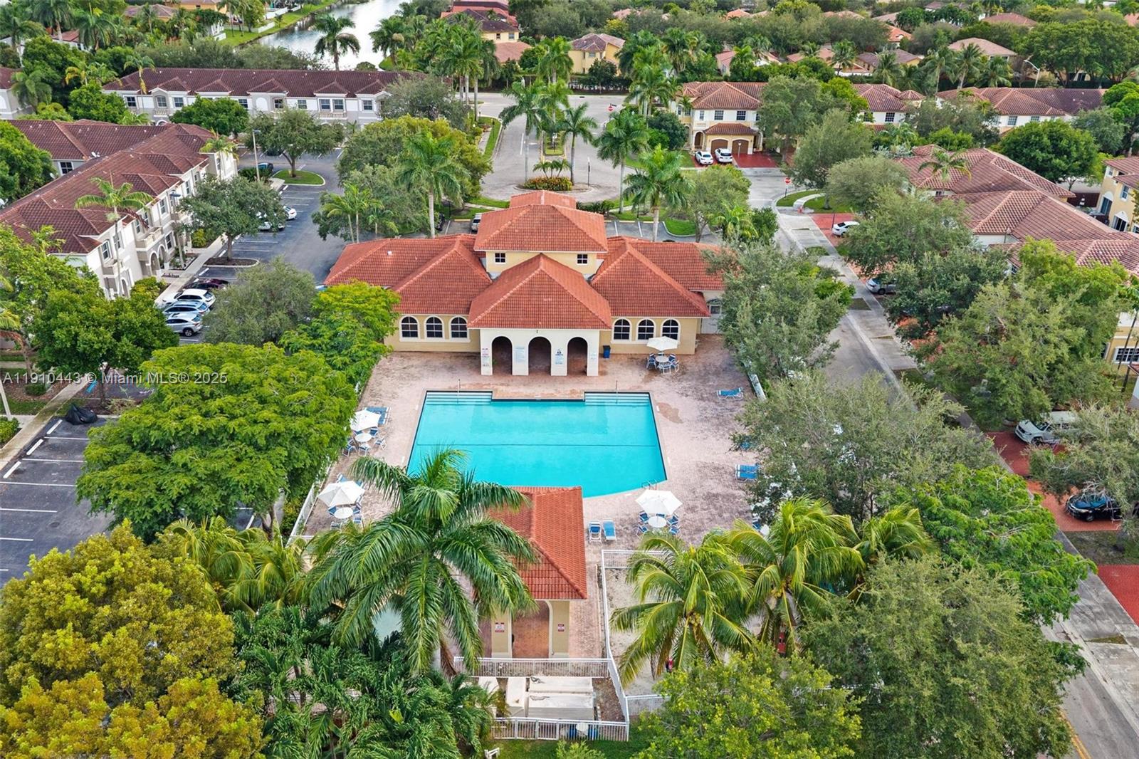 LAS TERRAZAS AT VIZCAYA C - Residential