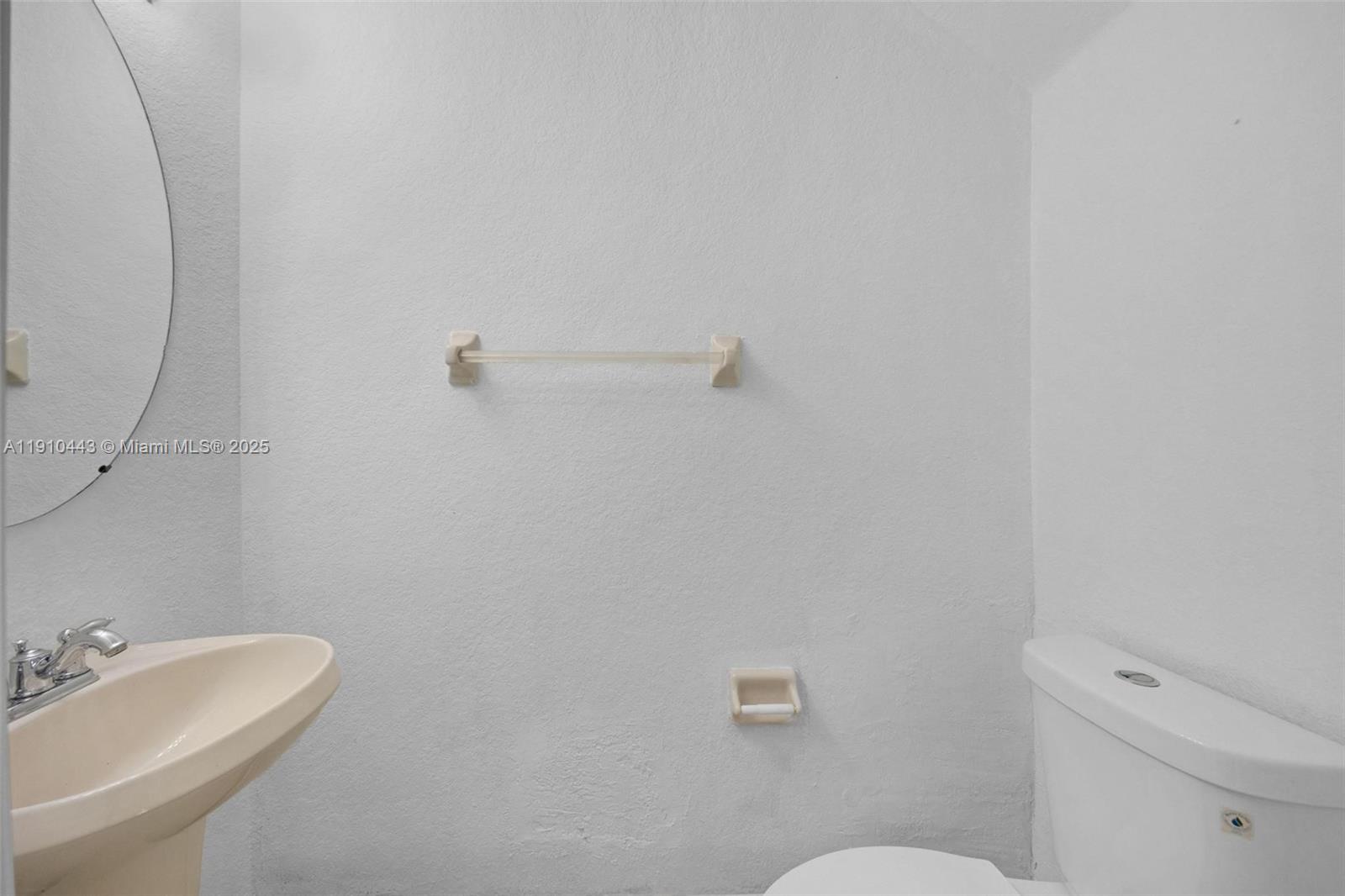 LAS TERRAZAS AT VIZCAYA C - Residential