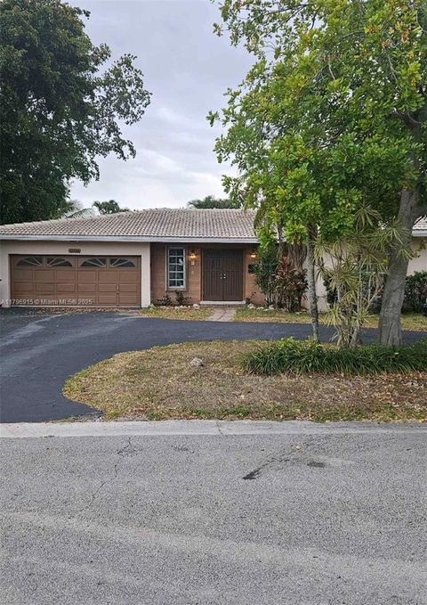 10840 NW 40th St Coral Springs FL 33065