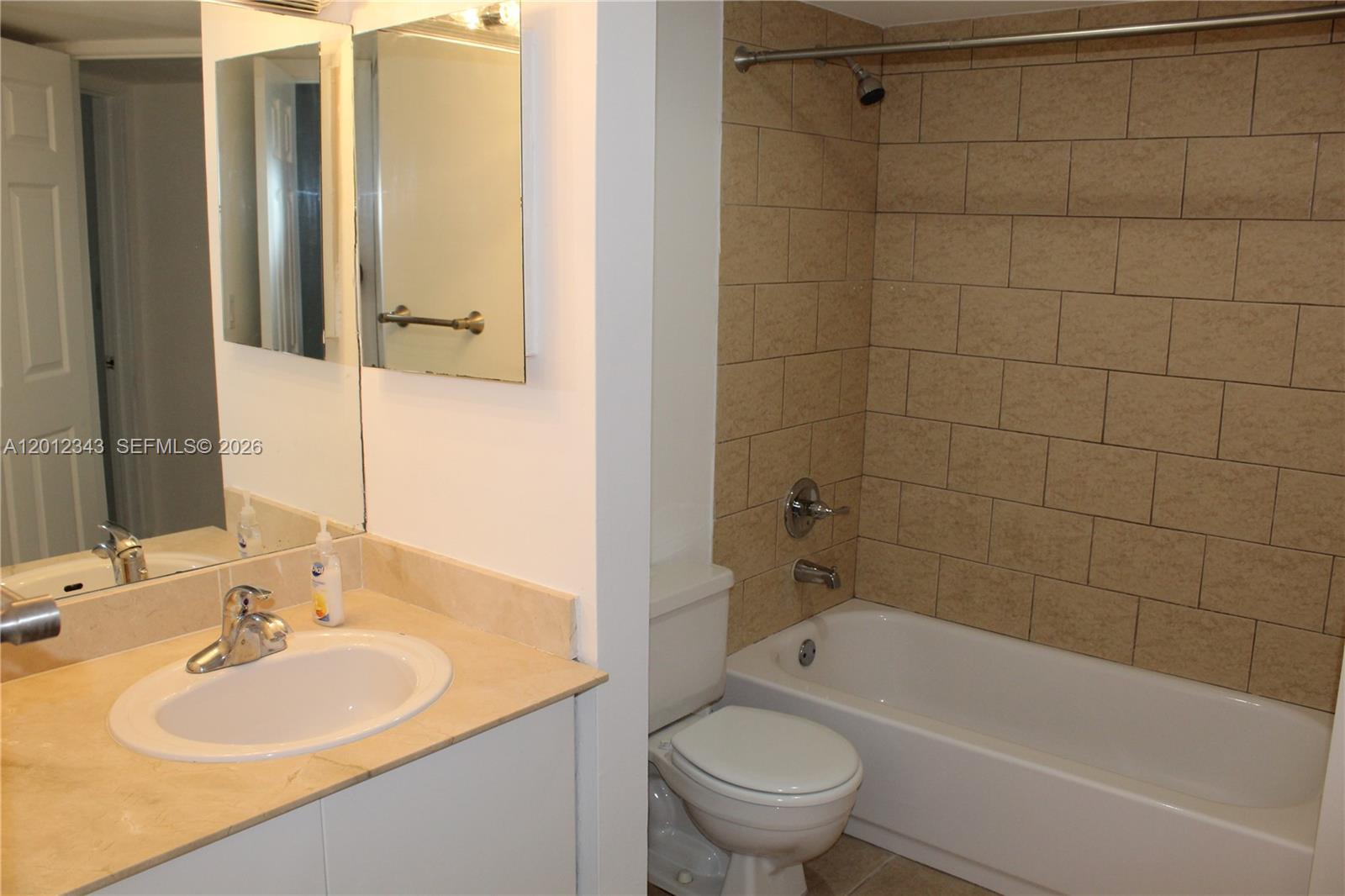 VERABELLA FALLS CONDO - Residential Lease