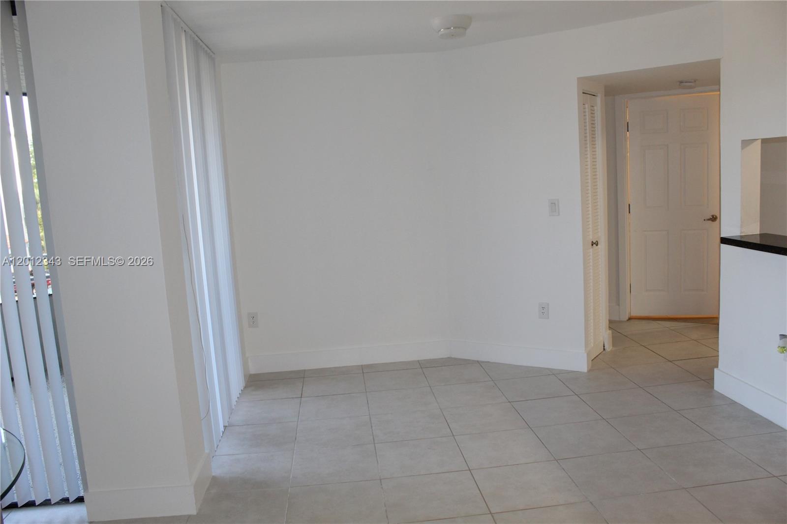 VERABELLA FALLS CONDO - Residential Lease