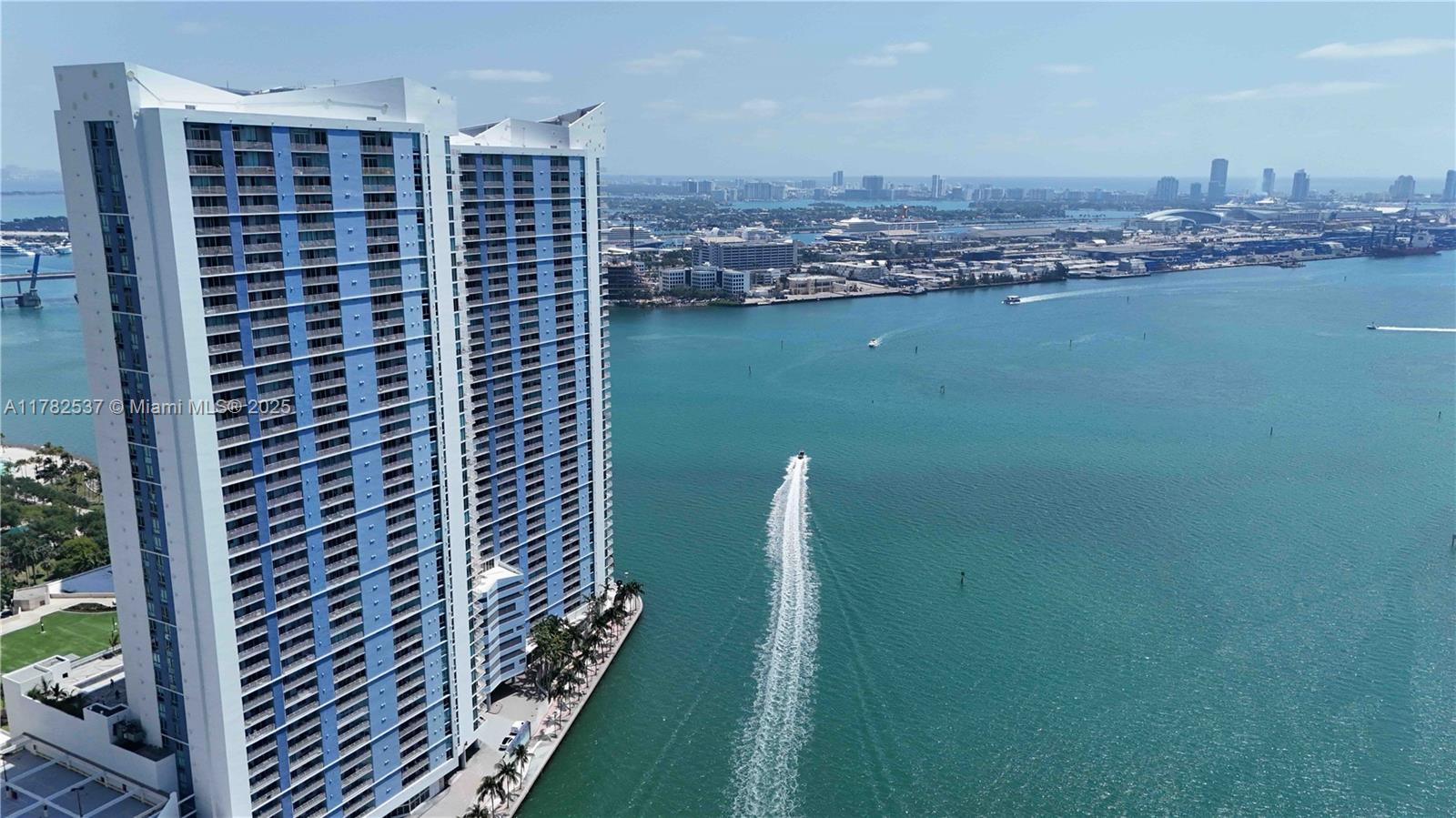 335 S Biscayne Blvd 2003