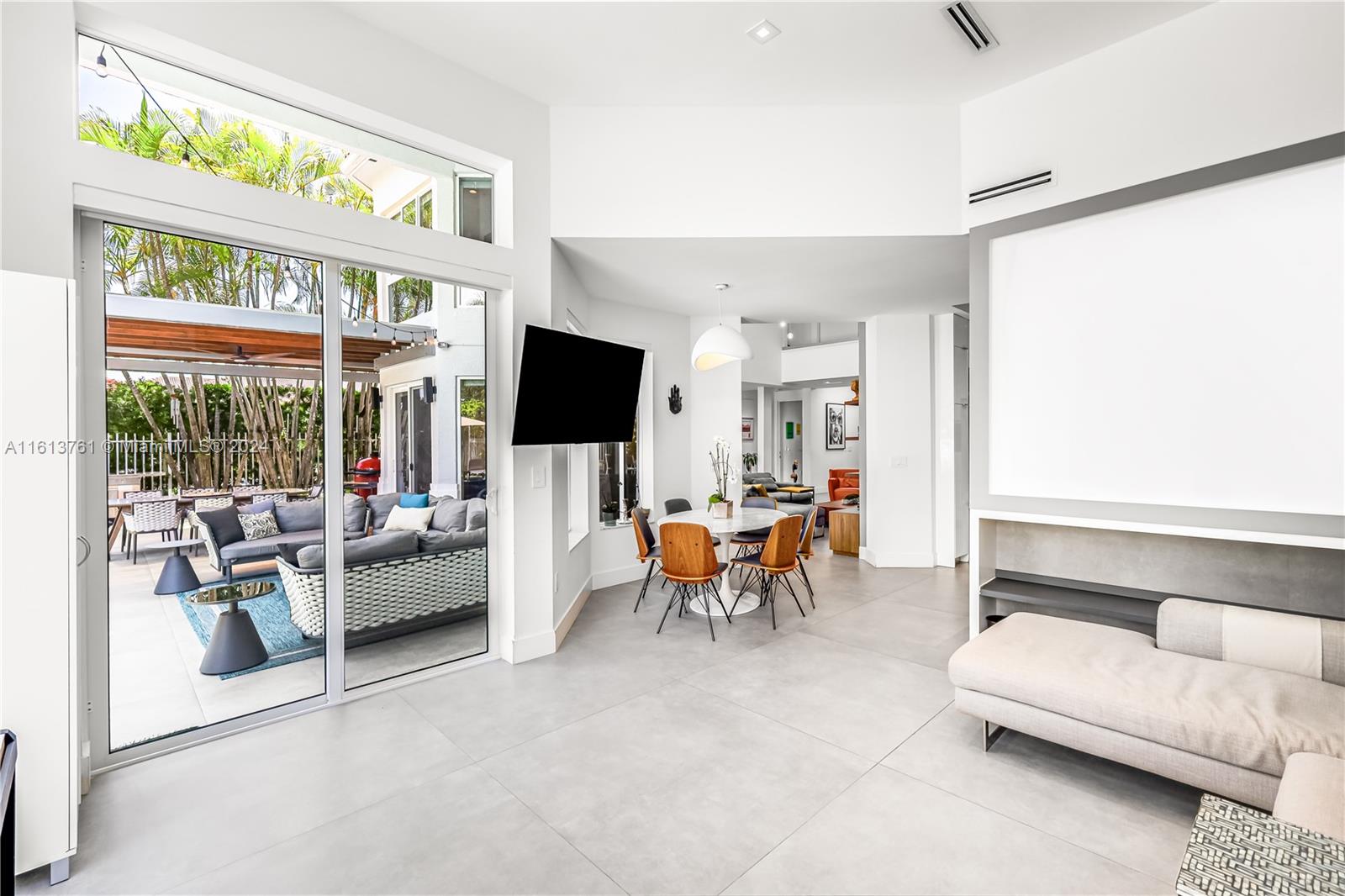 PRESIDENTIAL ESTATES SUB - Residential