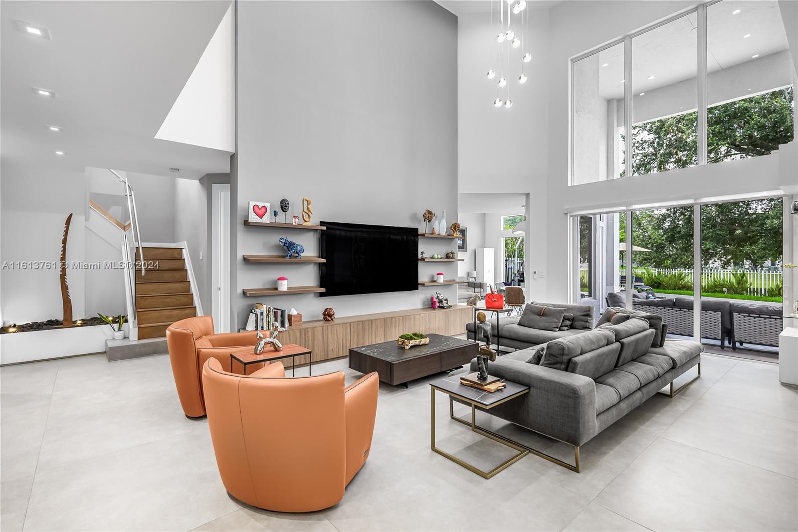 PRESIDENTIAL ESTATES SUB - Residential