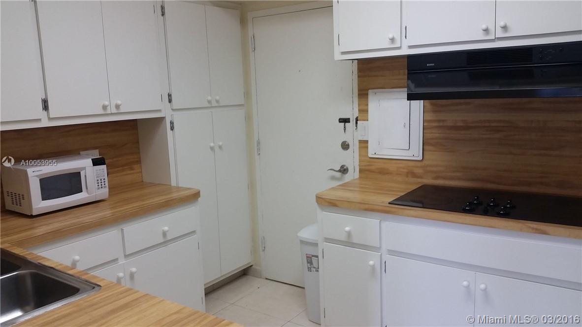 BISCAYNE 21 CONDO - Residential Lease