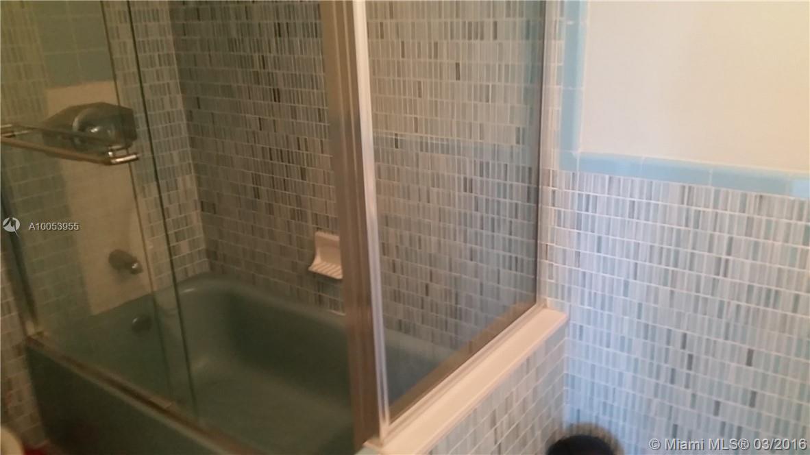 BISCAYNE 21 CONDO - Residential Lease