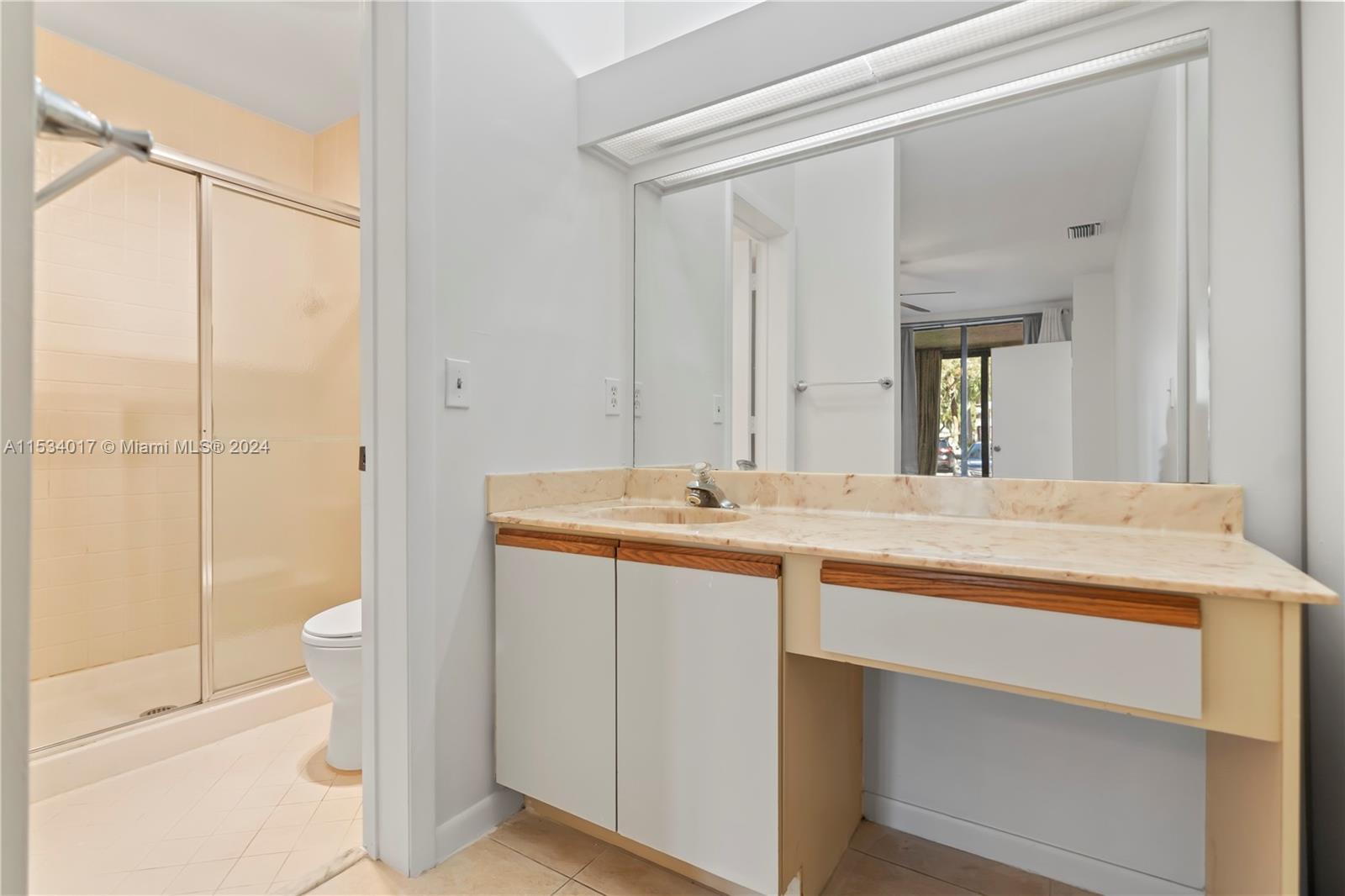 APPLEWOOD VILLAGE III-B C - Residential