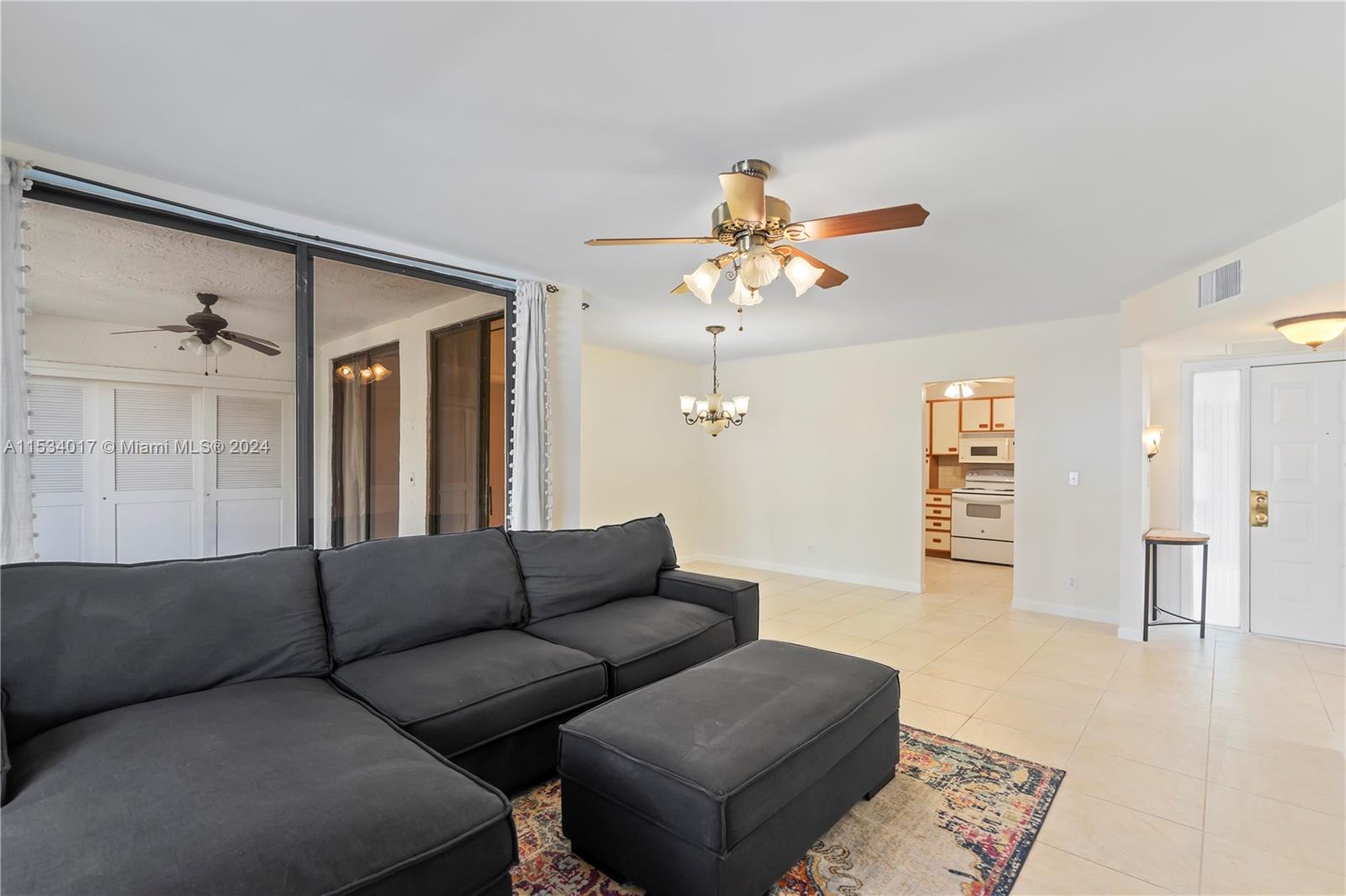 APPLEWOOD VILLAGE III-B C - Residential