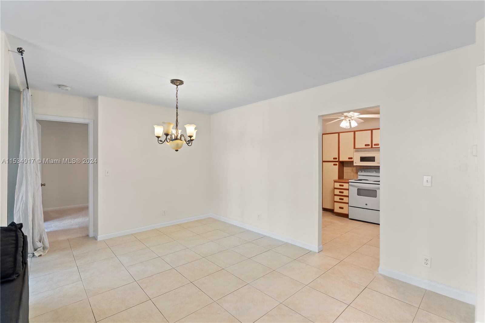 APPLEWOOD VILLAGE III-B C - Residential