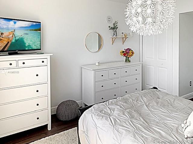 DA VINCI ON DOUGLAS CONDO - Residential Lease