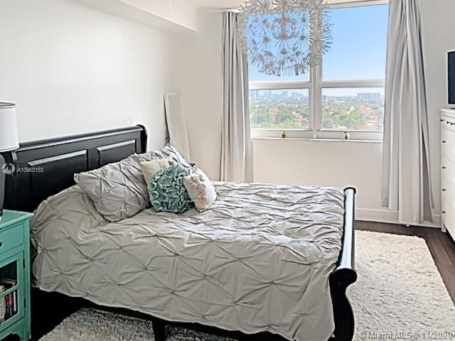 DA VINCI ON DOUGLAS CONDO - Residential Lease