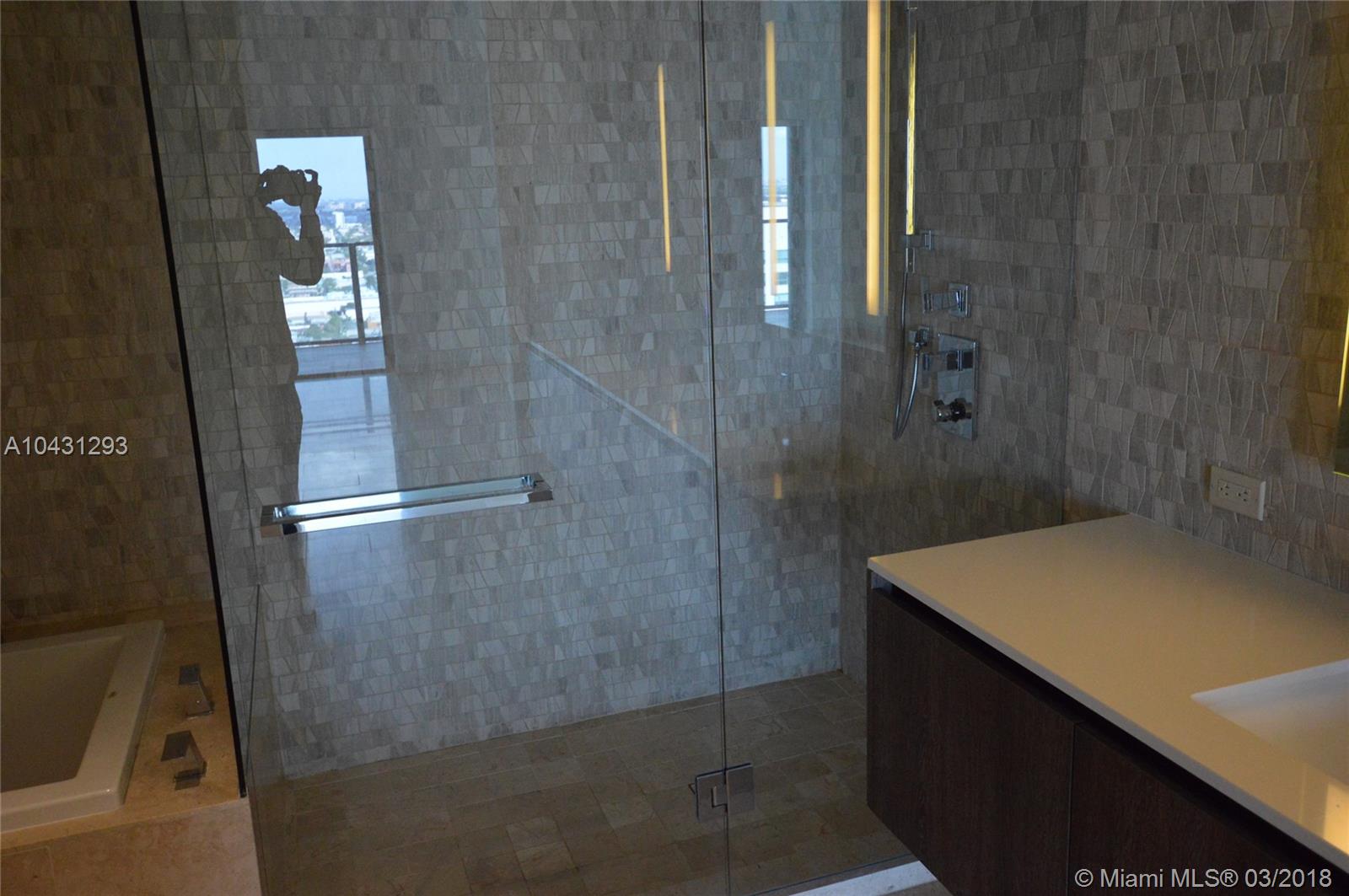RISE CONDO - Residential Lease