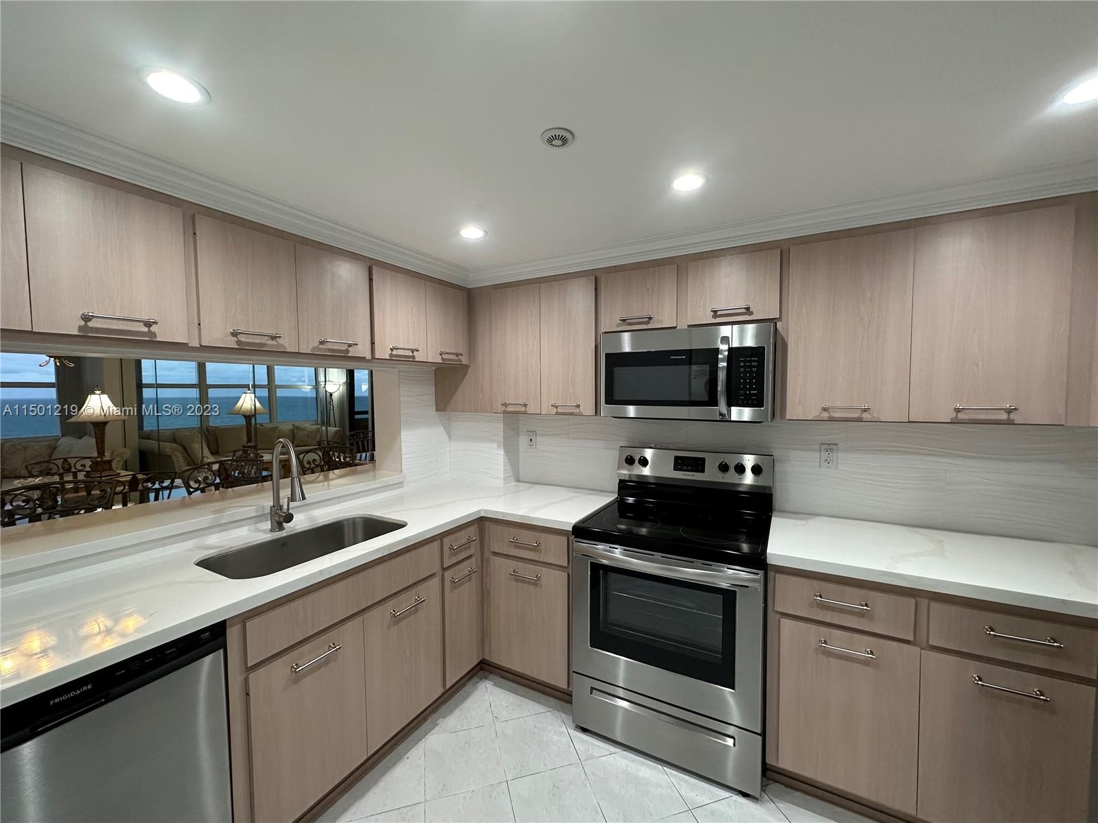 CLUB ATLANTIS CONDO - Residential Lease