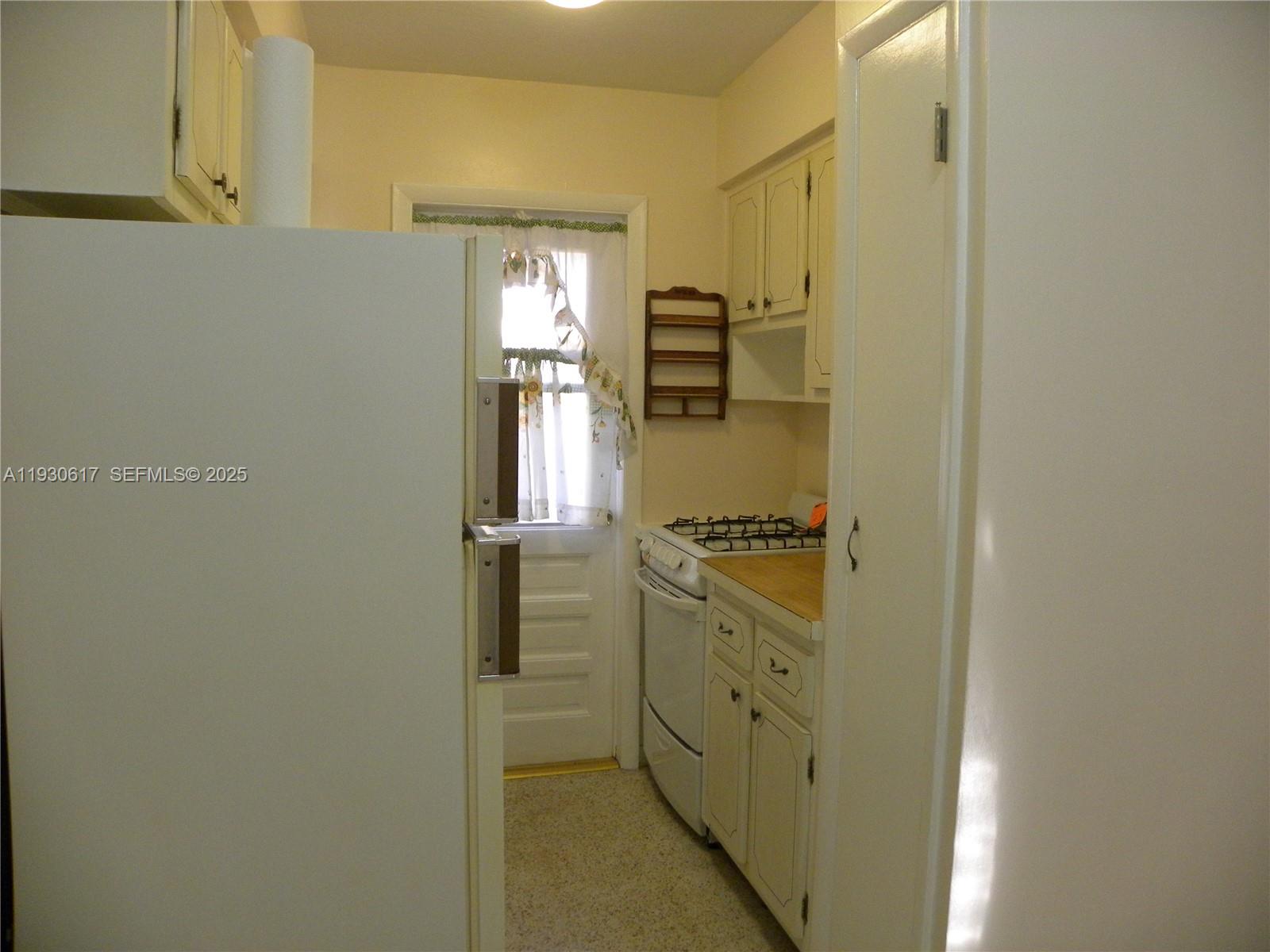 VENICE PARK - Residential Lease