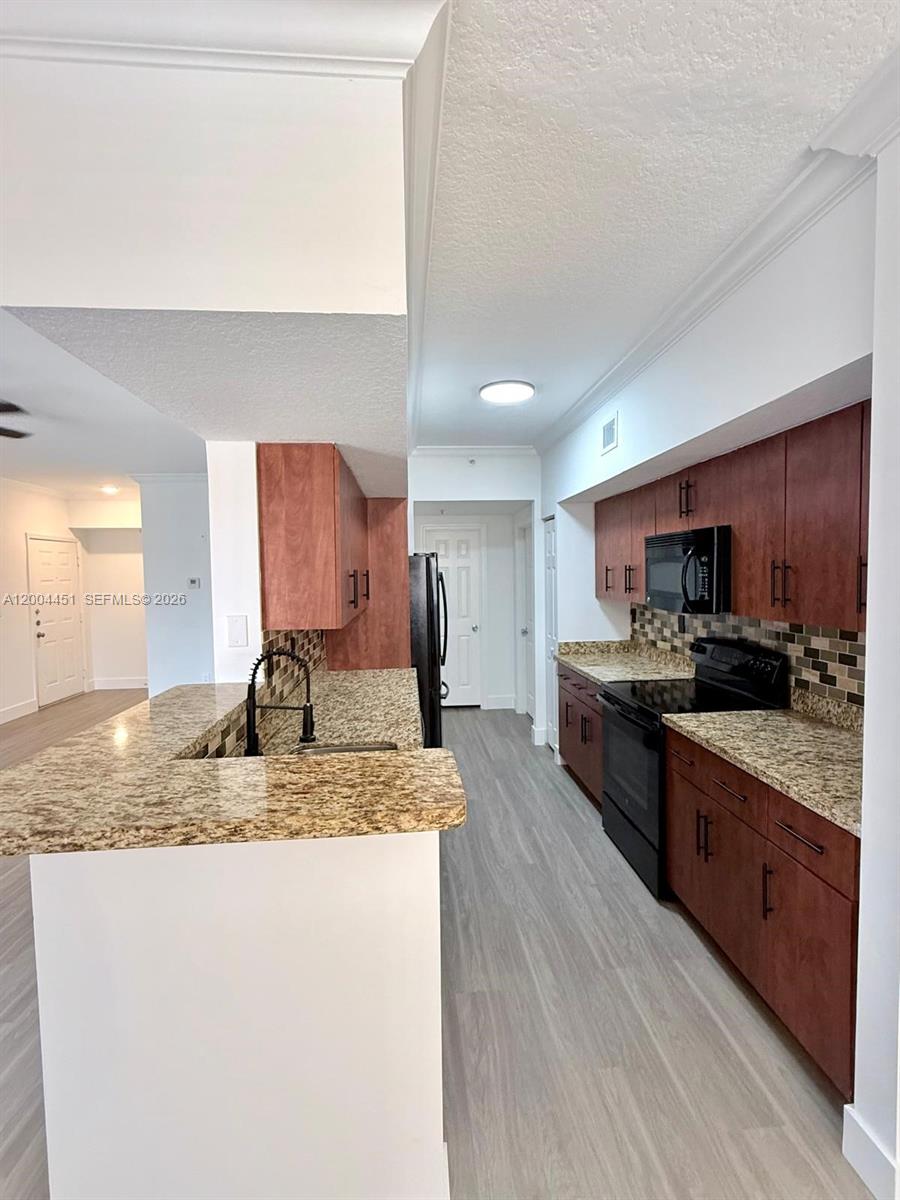 MARQUESA CONDO - Residential Lease
