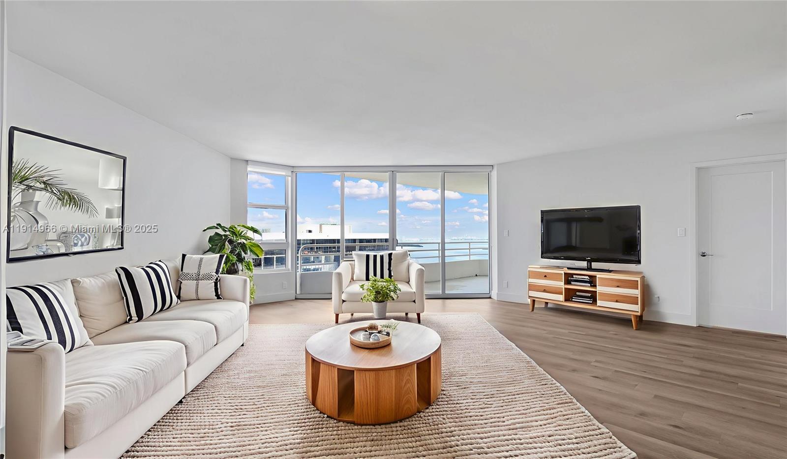 The Hamilton - Residential Lease