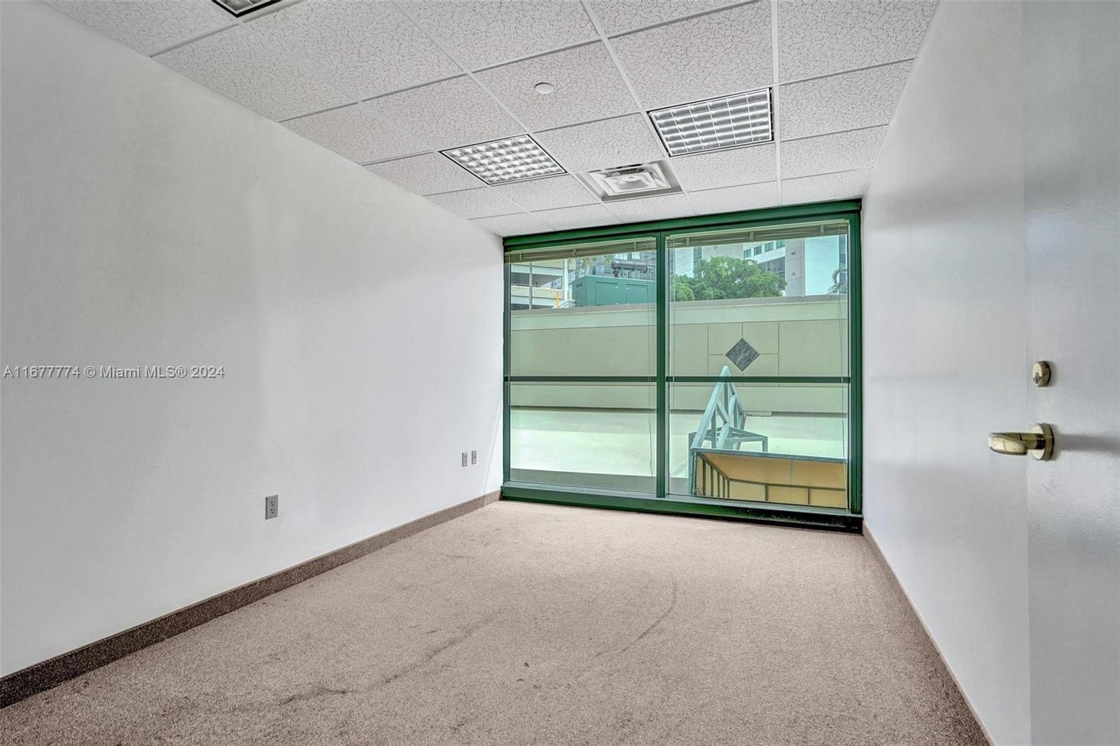 Fort Lauderdale, Florida 33301, United States, ,Commercial,Active,37912