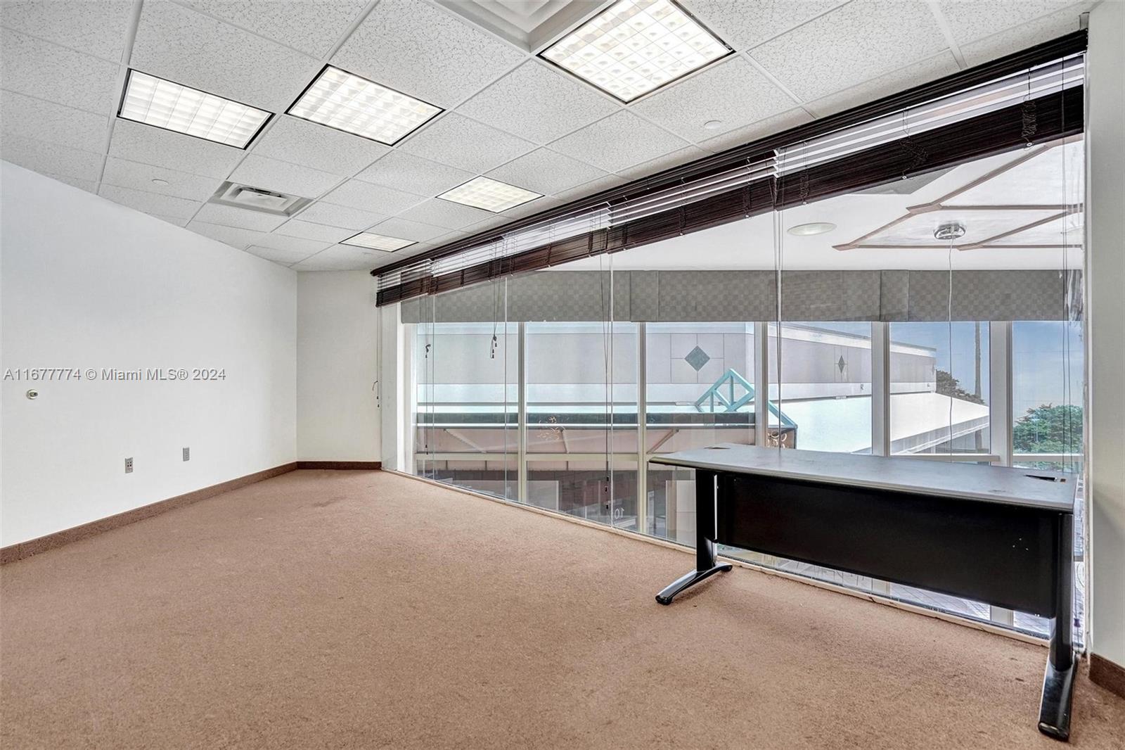 Fort Lauderdale, Florida 33301, United States, ,Commercial,Active,37912