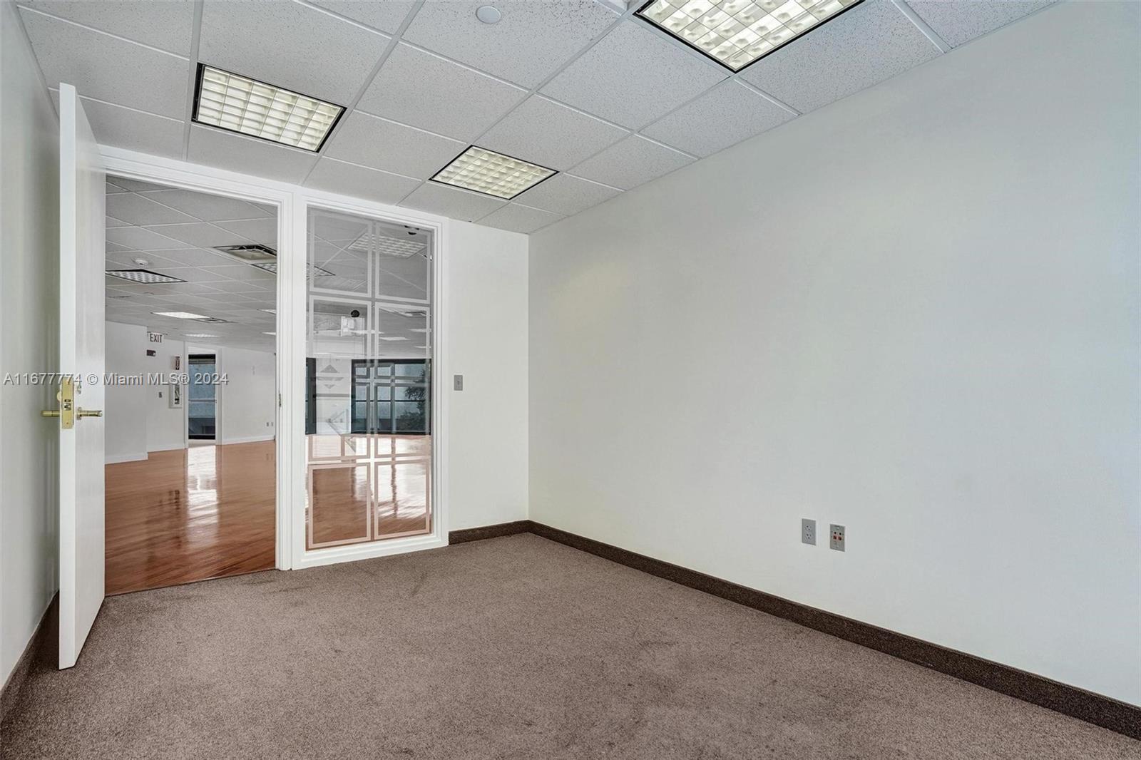 Fort Lauderdale, Florida 33301, United States, ,Commercial,Active,37912