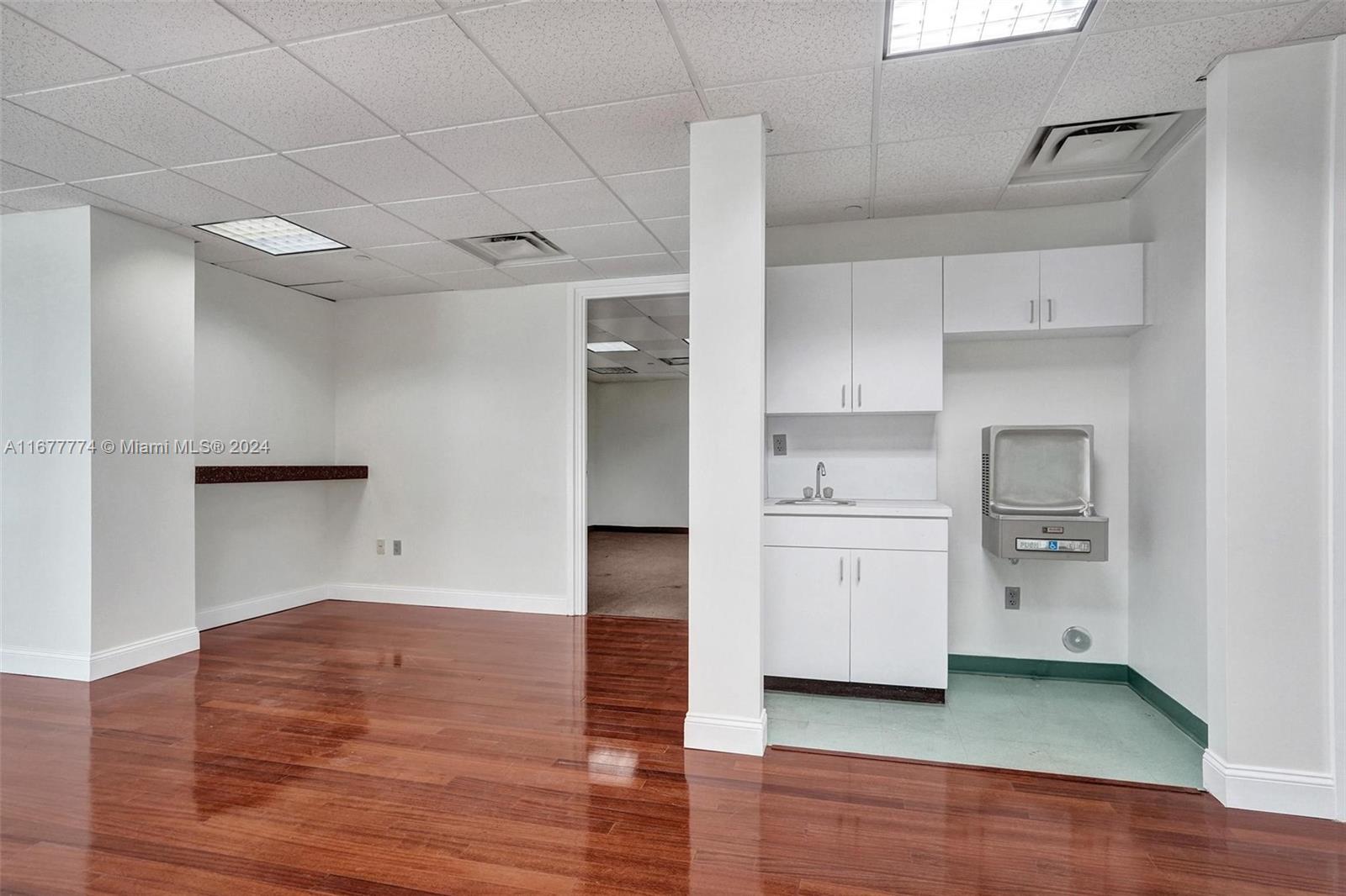 Fort Lauderdale, Florida 33301, United States, ,Commercial,Active,37912