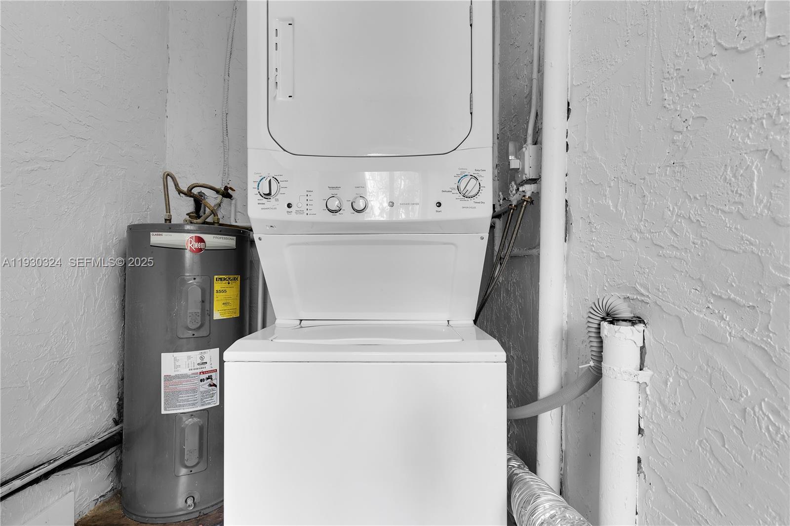 BOULEVARD ESTATES AMEN - Residential Lease