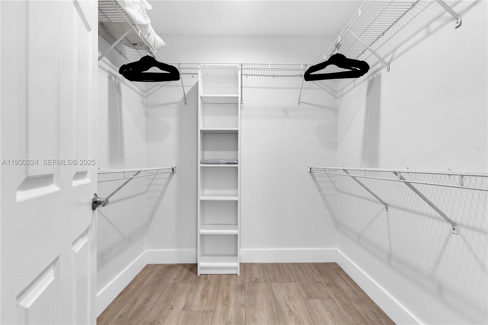 BOULEVARD ESTATES AMEN - Residential Lease