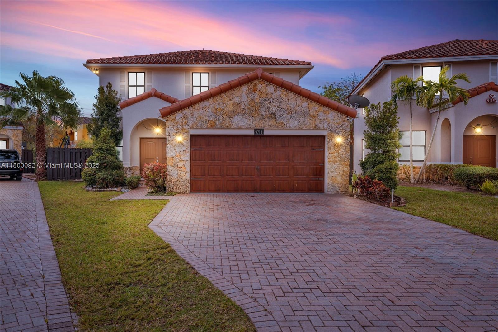 Address Not Disclosed, Miami, Broward County, Florida - 4 Bedrooms  
4 Bathrooms - 