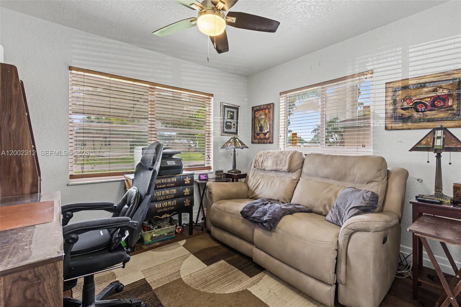 CRYSTAL LAKE 4TH SEC - Residential