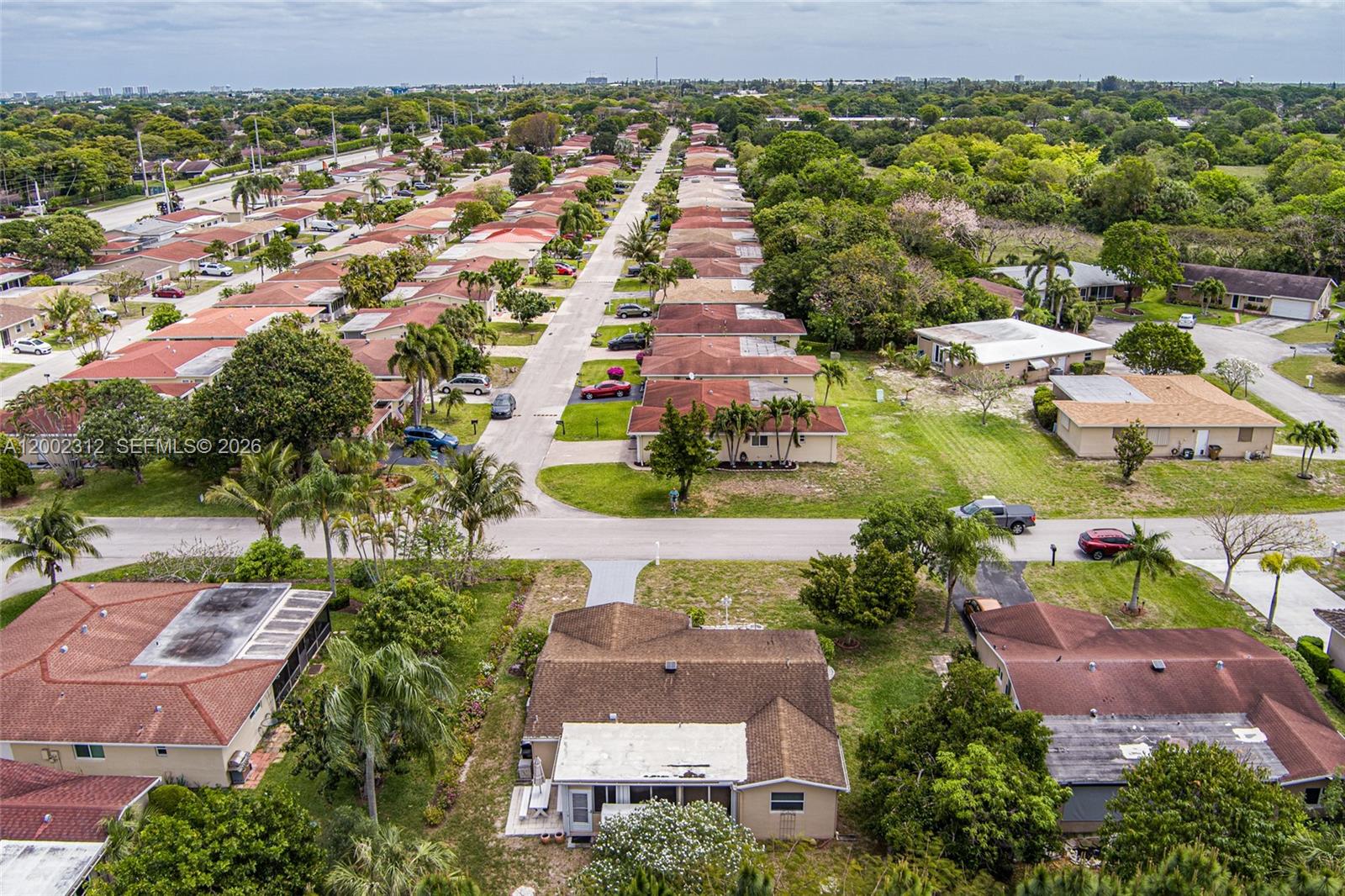 CRYSTAL LAKE 4TH SEC - Residential