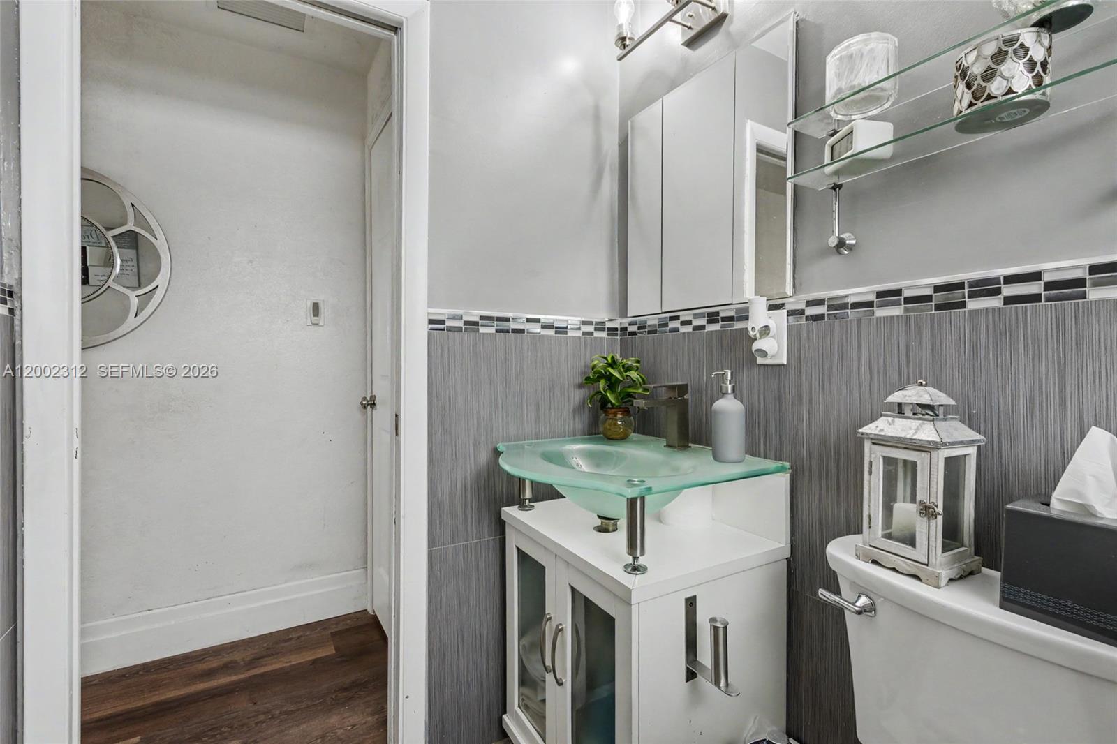 CRYSTAL LAKE 4TH SEC - Residential