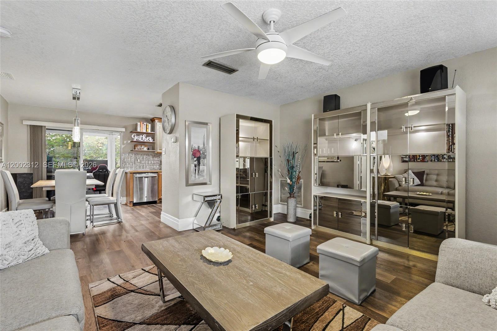 CRYSTAL LAKE 4TH SEC - Residential