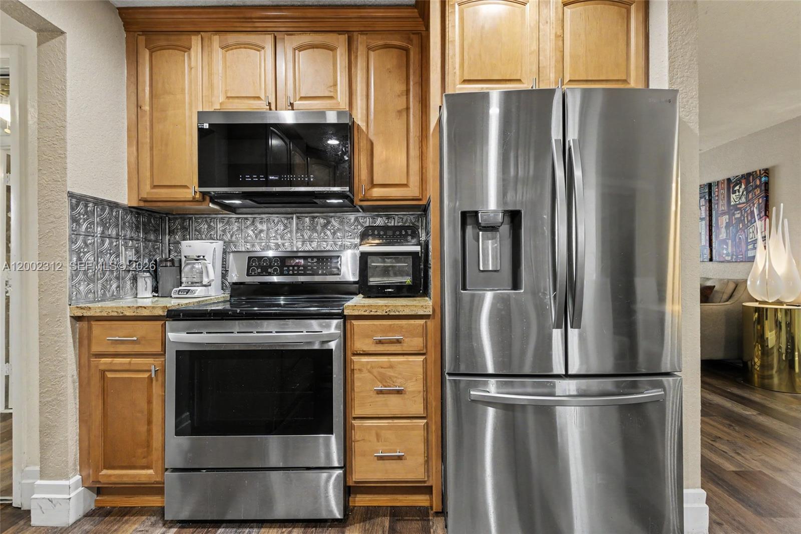 CRYSTAL LAKE 4TH SEC - Residential