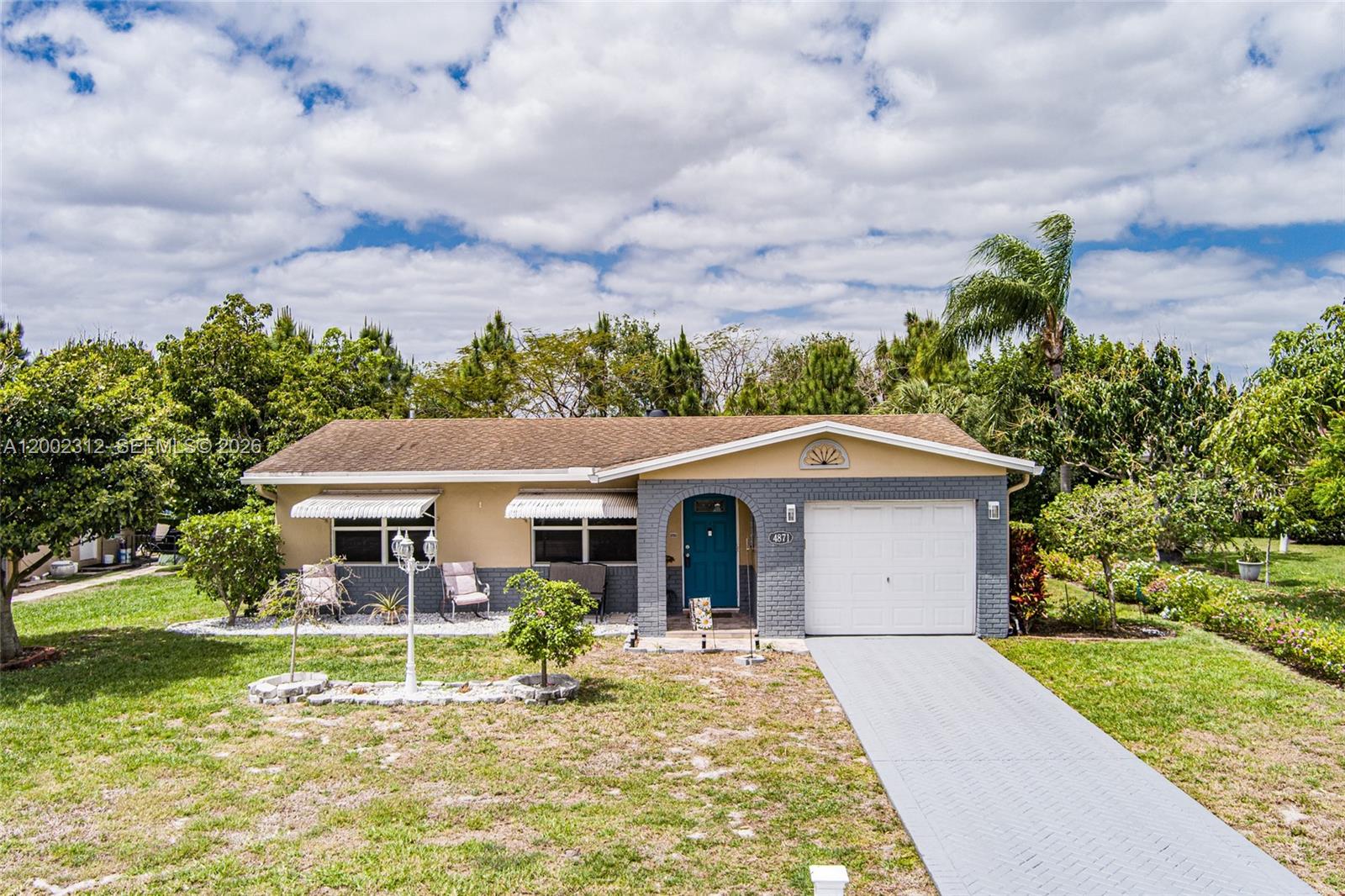 CRYSTAL LAKE 4TH SEC - Residential