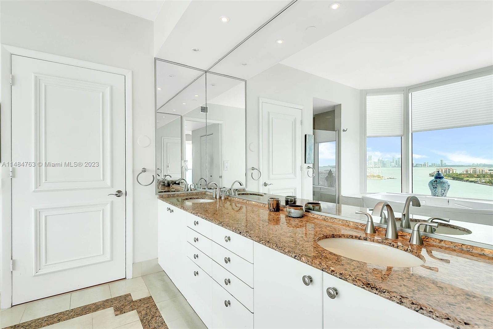 PORTOFINO TOWER CONDO - Residential