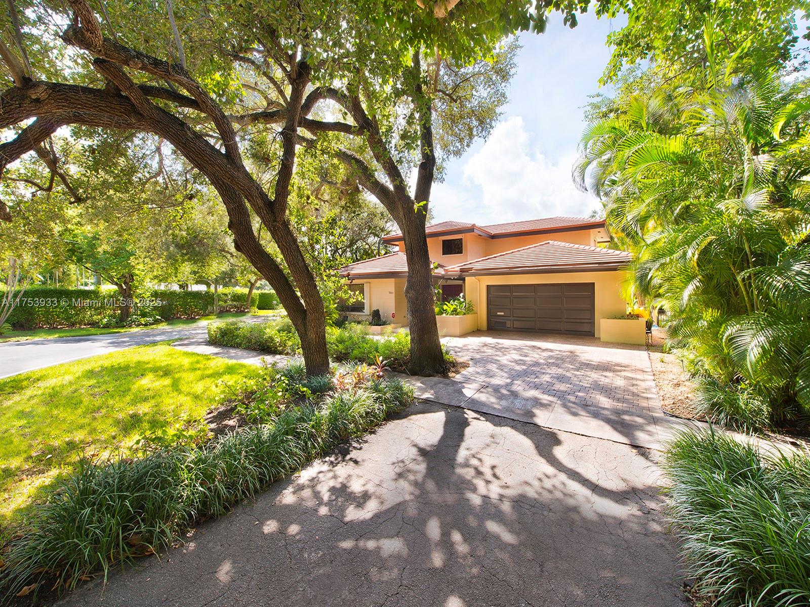 7950 Old Cutler Rd