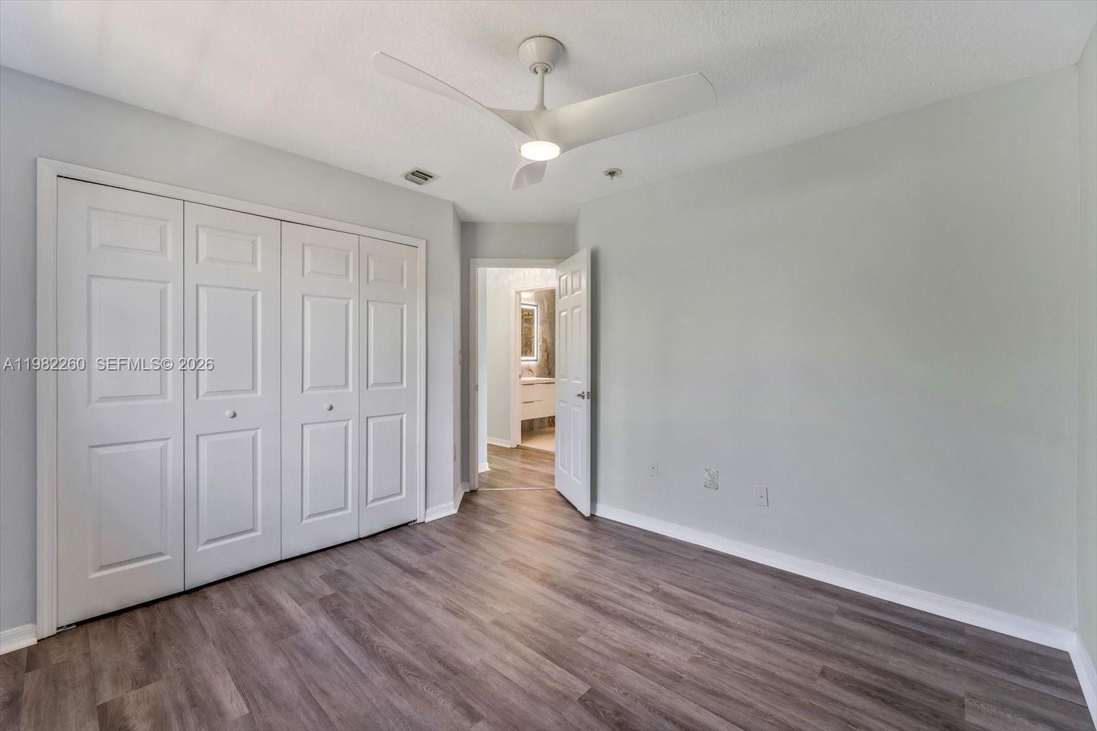 KARENERO FALLS - Residential