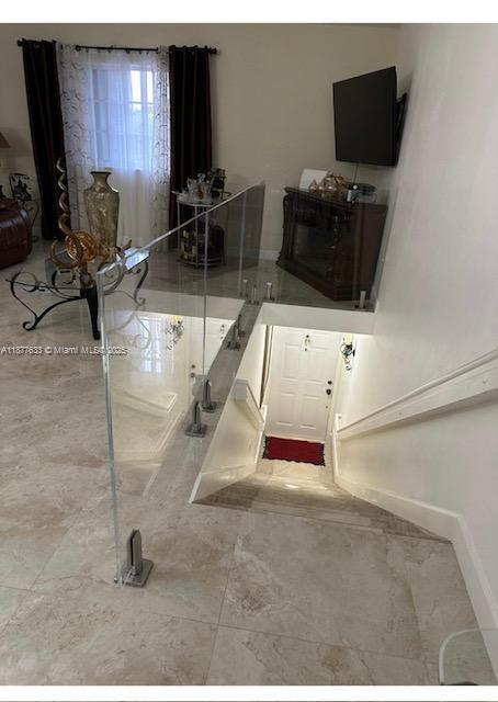 WEST PALM VILLAS III COND - Residential