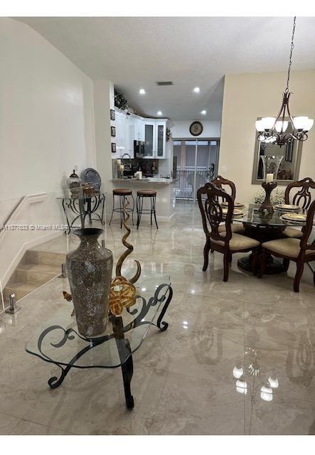 WEST PALM VILLAS III COND - Residential