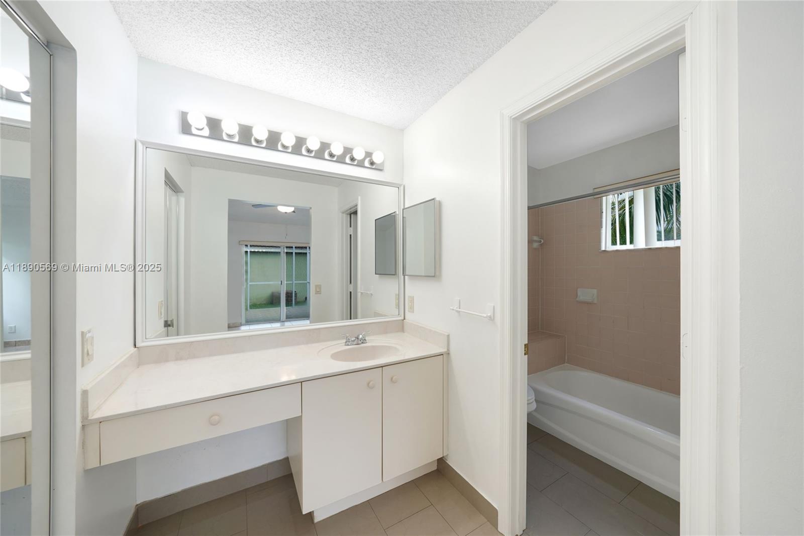 Savanna - Residential Lease